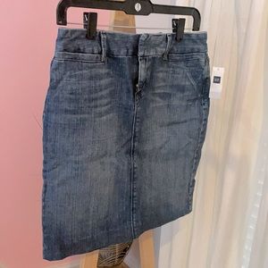 Gap Denim Skirt Size 2 NWT